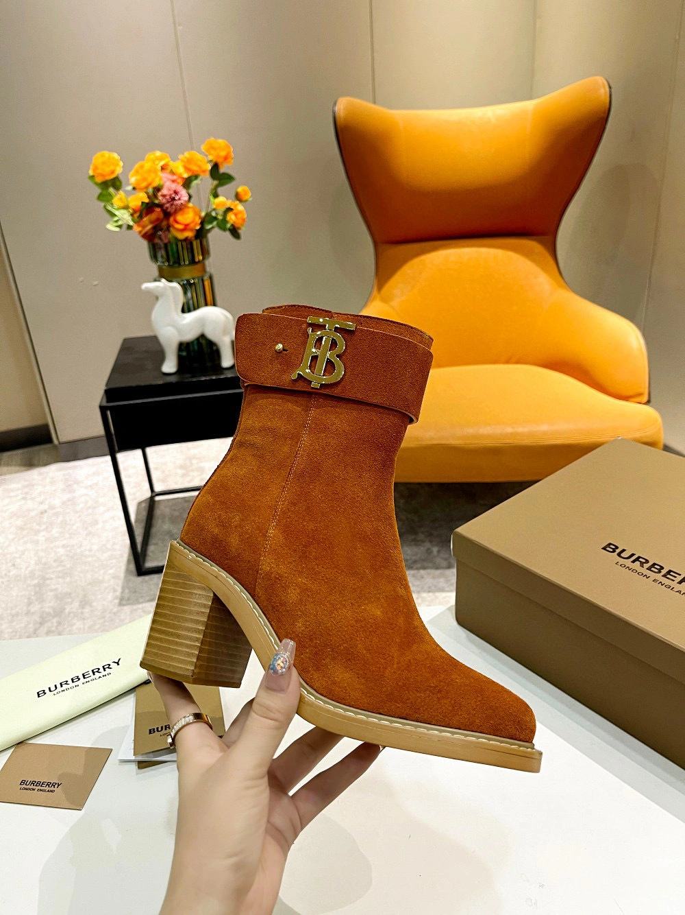 coco- 2022 Barrel height （18cm）， heel height 7.5cm， ：Sheepskin item:B-X198J1909